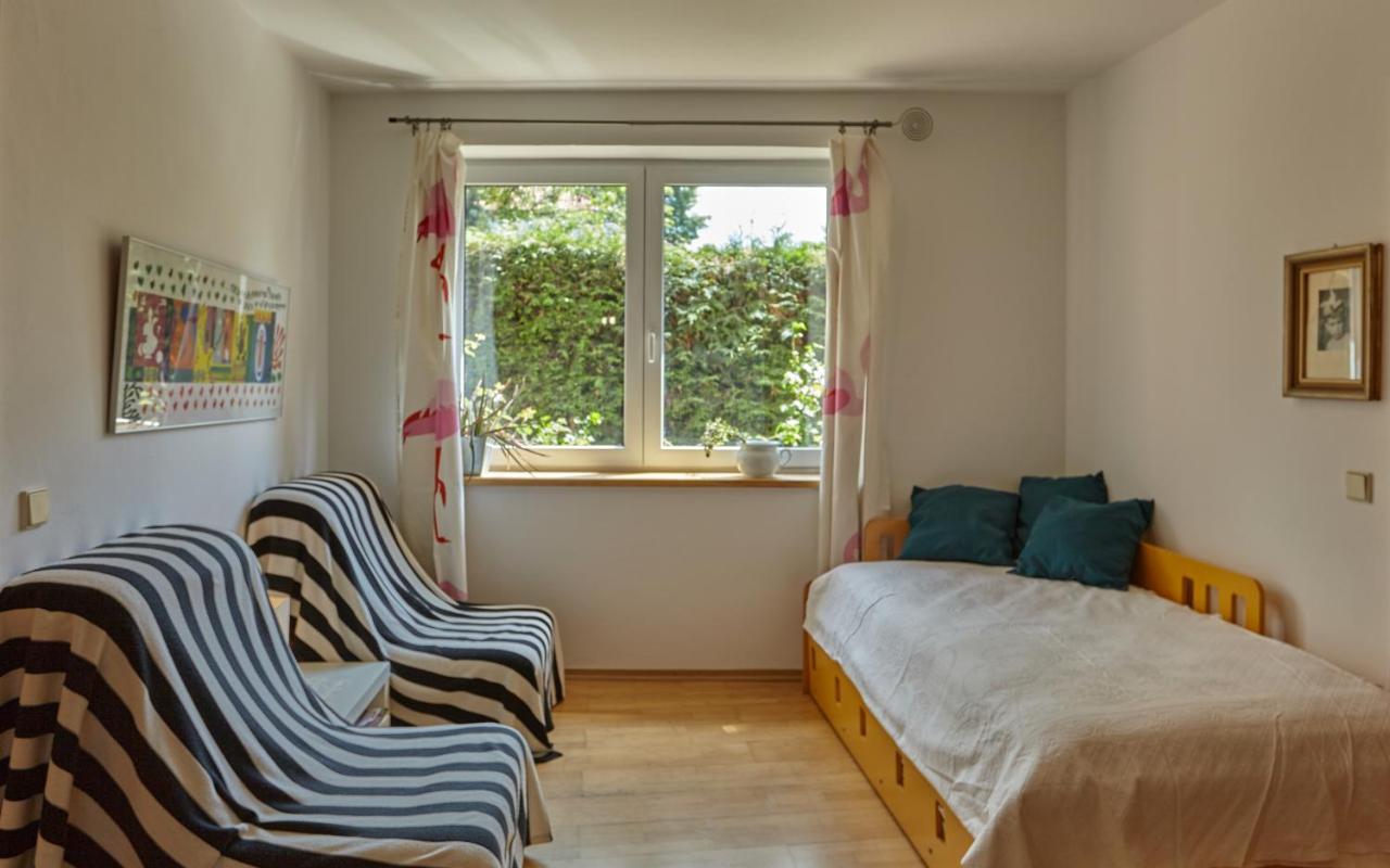 Villa In Bio Garden - You Will Save Money Here Prague Ngoại thất bức ảnh